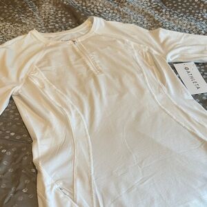 NWT Athleta Pacifica Illume UPF Fitted Top White Long Sleeve 1/4 zip medium